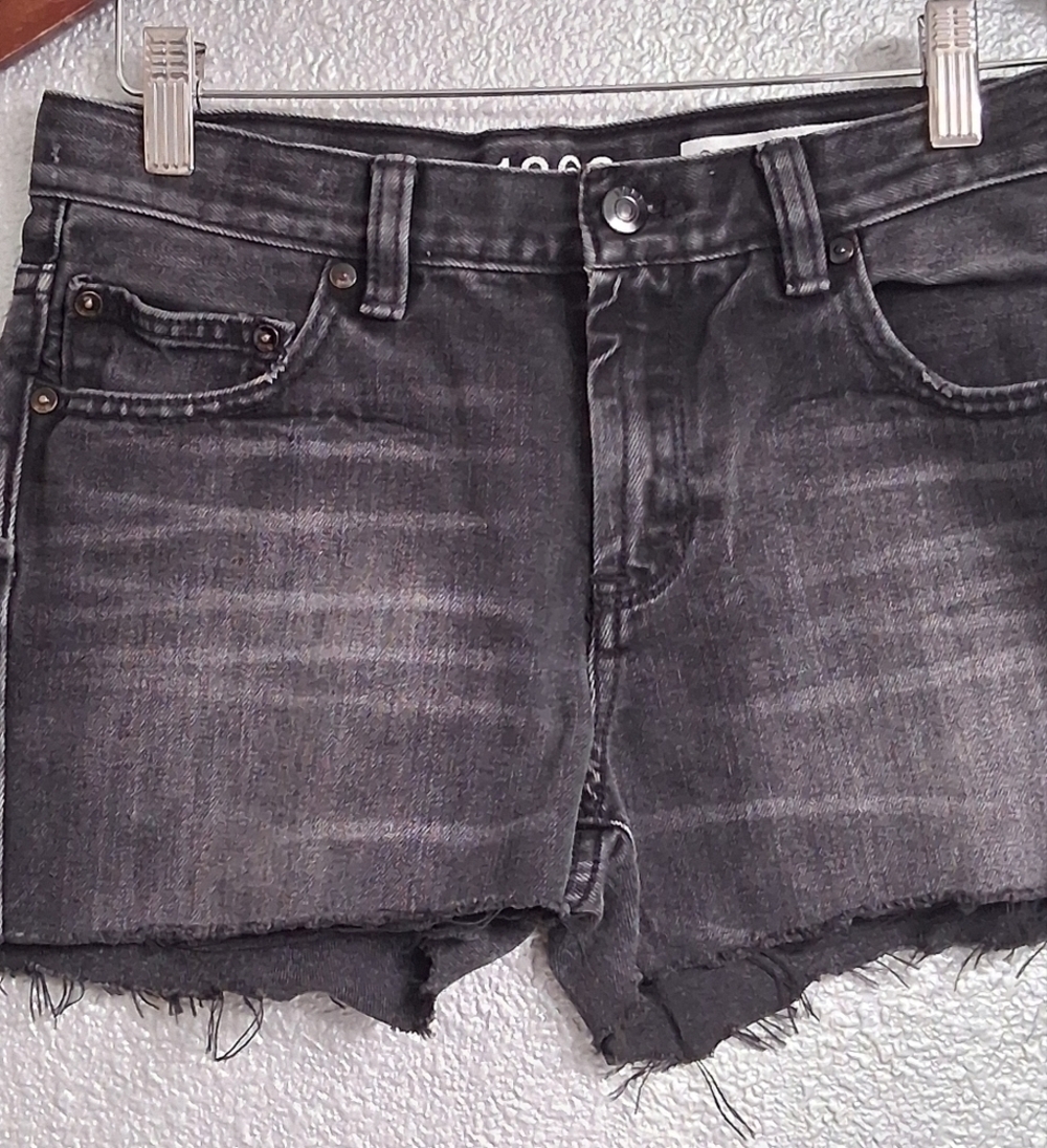 Gap Kids 1969 Black Cut Offs  Size 14